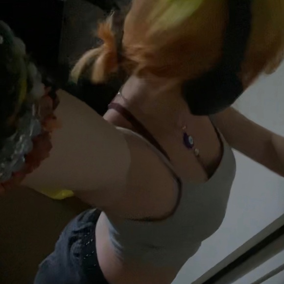 julievalenzu428